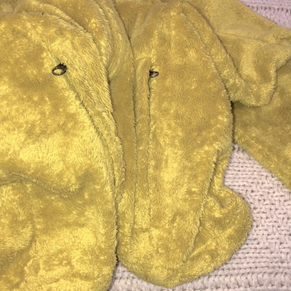The North Face green fuzzy jacket size medium with pockets - Picture 10 of 11